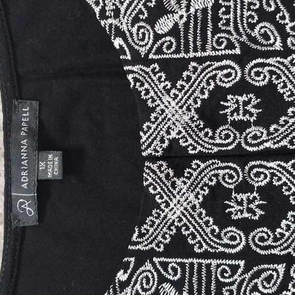 Adrianna Papell Top - Picture 2 of 2